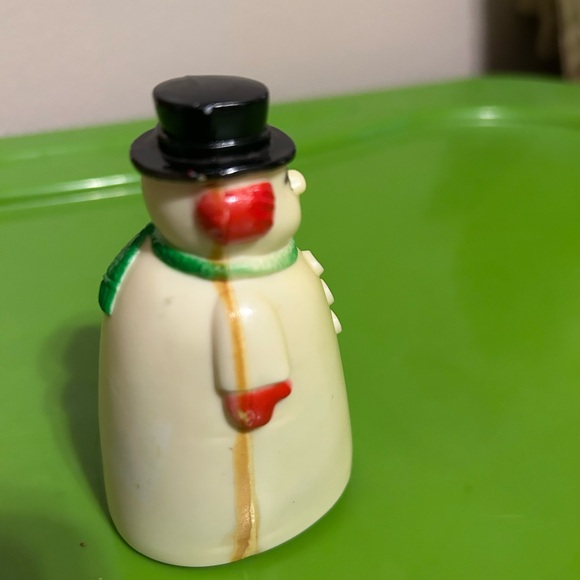 Vintage Snowman Christmas Rolling Push Toy on Wheels by Fun World Inc. - Picture 4 of 9